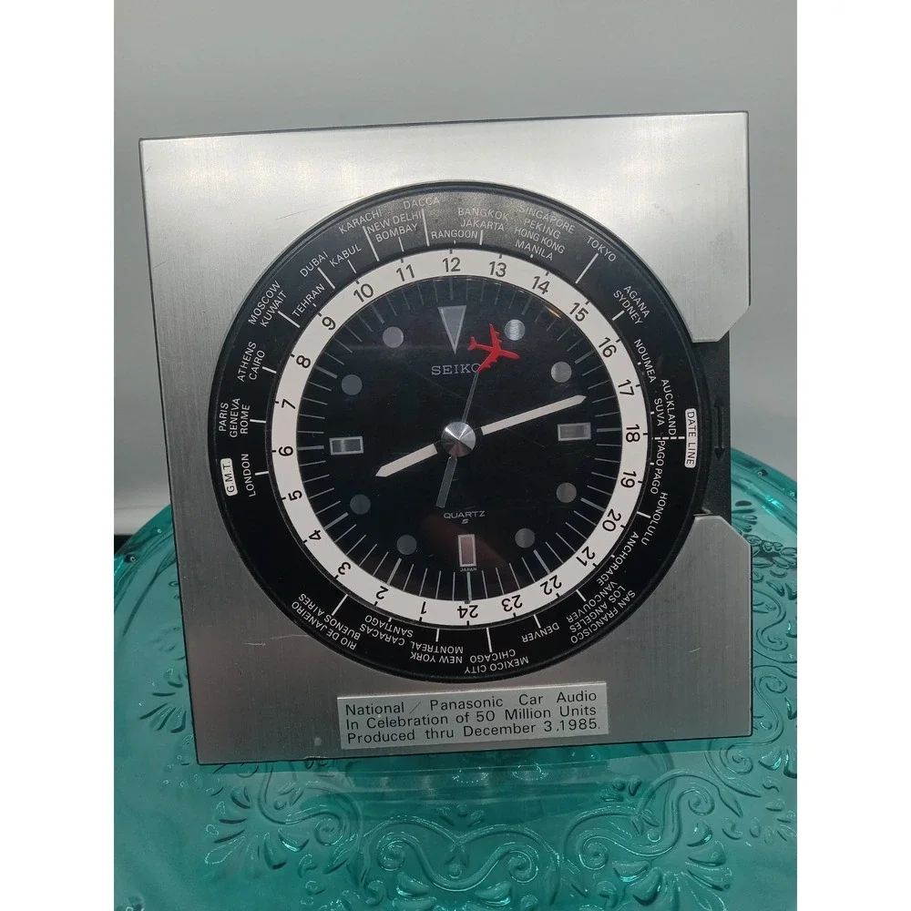 Seiko Seikosha  World Time Quartz Desk Clock Scratches  Panasonic Car Audio Plaq